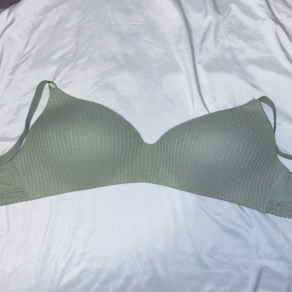 EUC Victoria’s Secret Bra